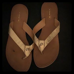 Coach flip flops size 5.5